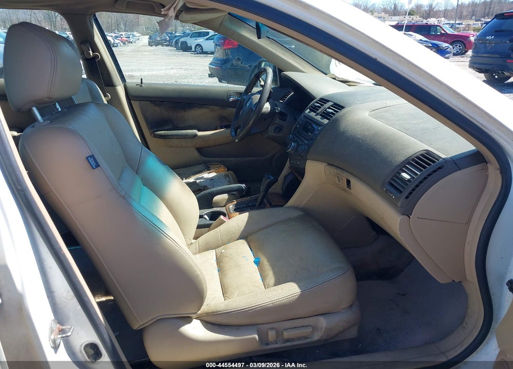 2003 HONDA ACCORD 3.0 EX VIN: 1HGCM66593A037099