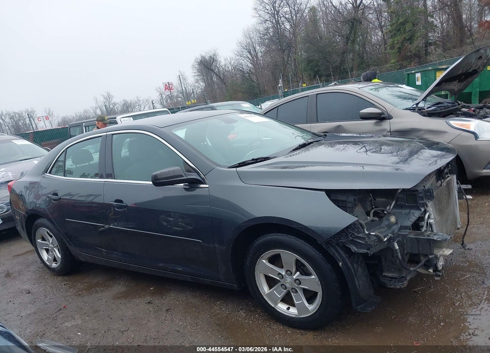 2015 CHEVROLET MALIBU LS VIN: 1G11B5SL5FF105974