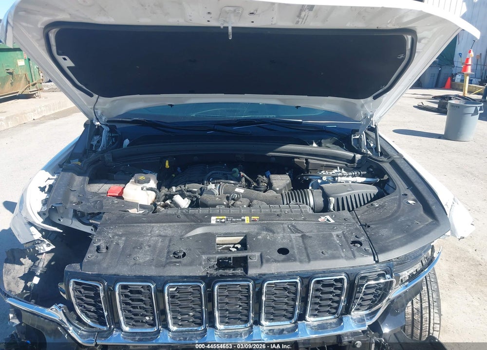 2025 JEEP GRAND CHEROKEE LIMITED 4X4 VIN: 1C4RJHBG1SC296967