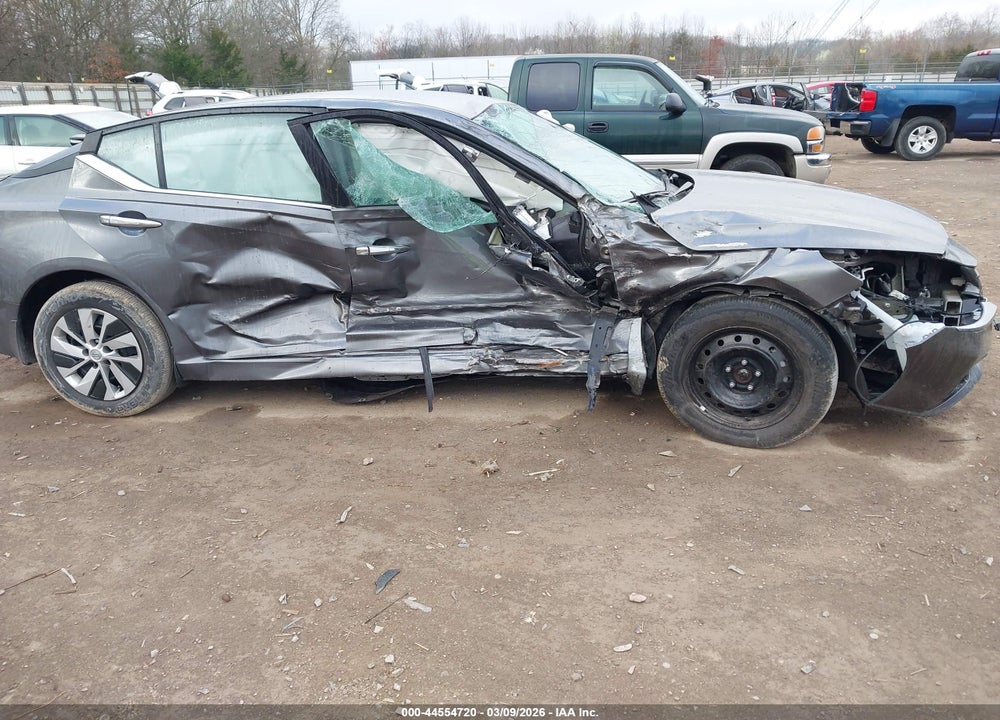 2024 NISSAN ALTIMA S FWD VIN: 1N4BL4BV2RN412443
