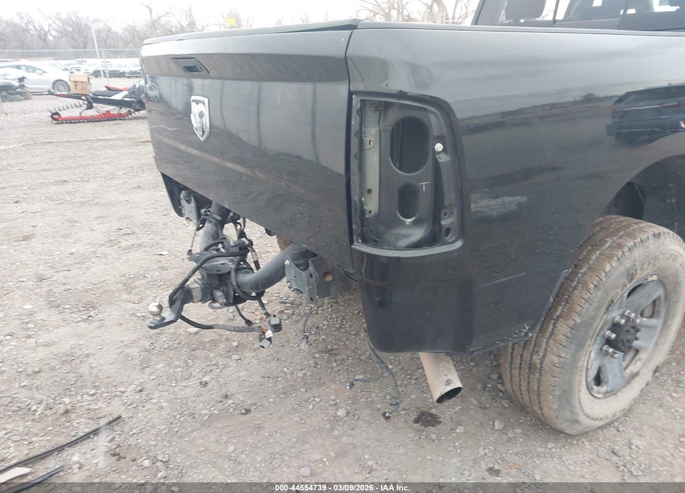 2015 RAM 3500 SLT VIN: 3C63R3DJ5FG541550