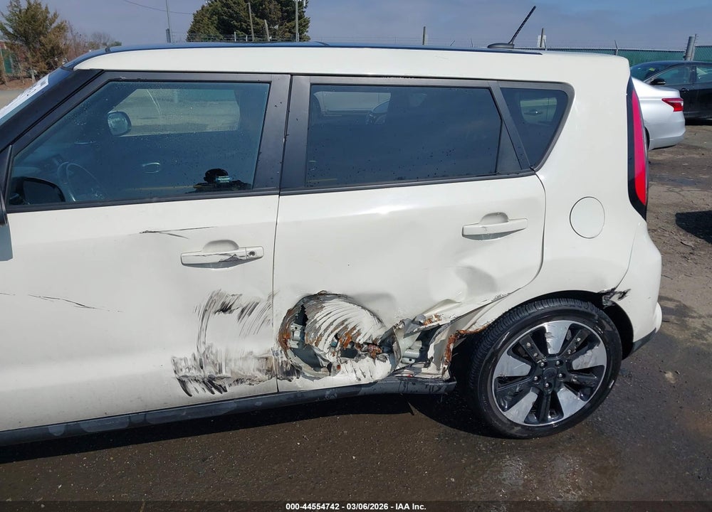 2015 KIA SOUL ! VIN: KNDJX3A50F7188532