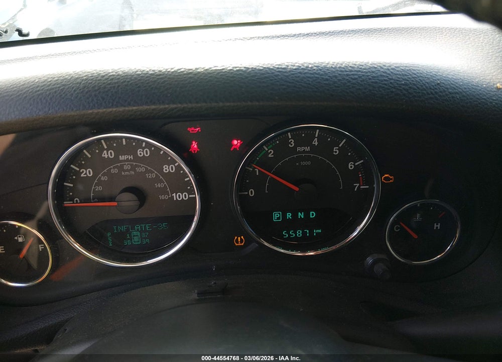 2016 JEEP WRANGLER UNLIMITED SPORT VIN: 1C4BJWDG6GL309948