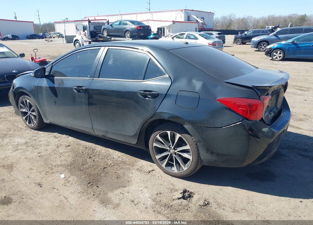 2018 TOYOTA COROLLA SE VIN: 2T1BURHE4JC995620