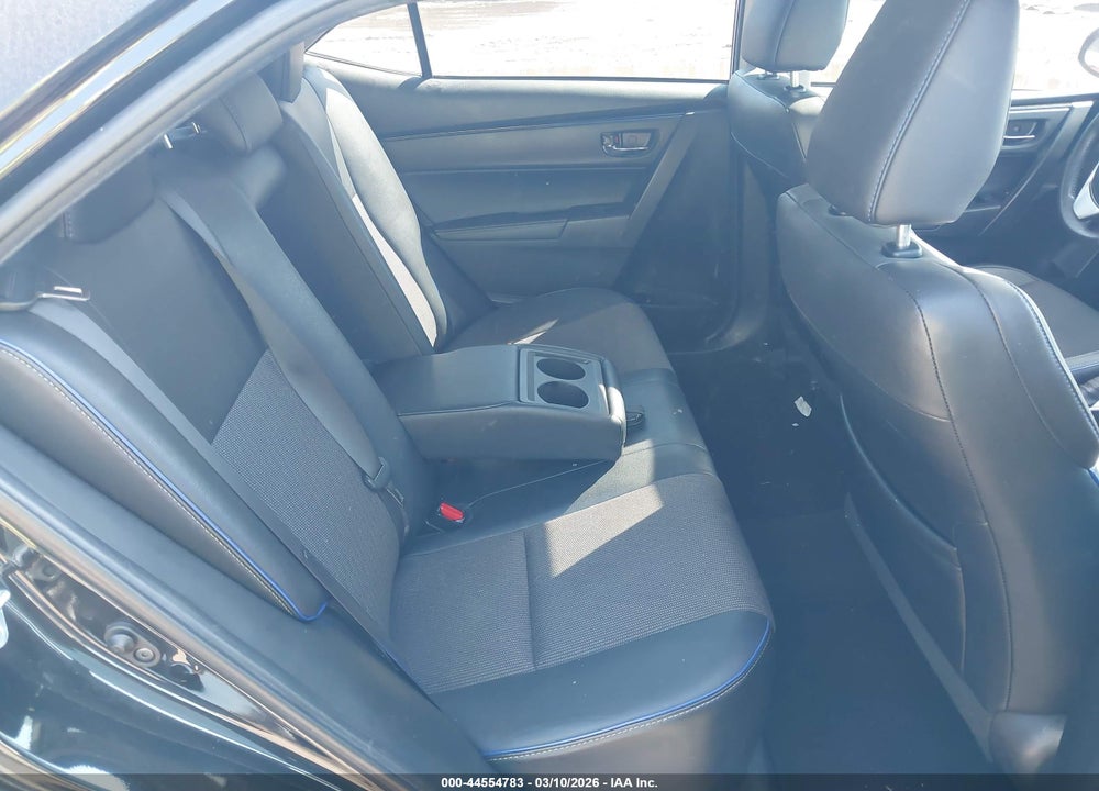 2018 TOYOTA COROLLA SE VIN: 2T1BURHE4JC995620
