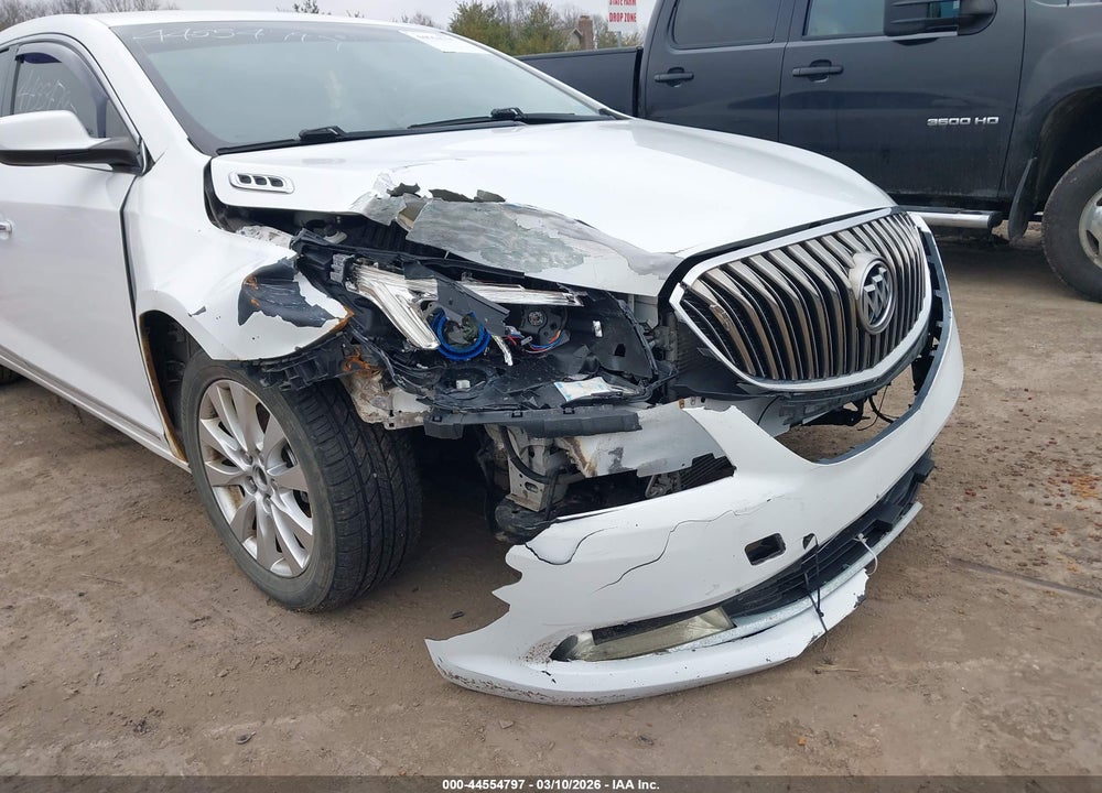 2016 BUICK LACROSSE VIN: 1G4G15G30GF100028