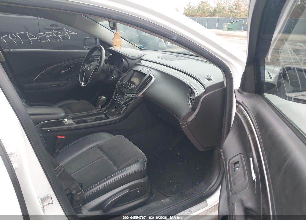 2016 BUICK LACROSSE VIN: 1G4G15G30GF100028