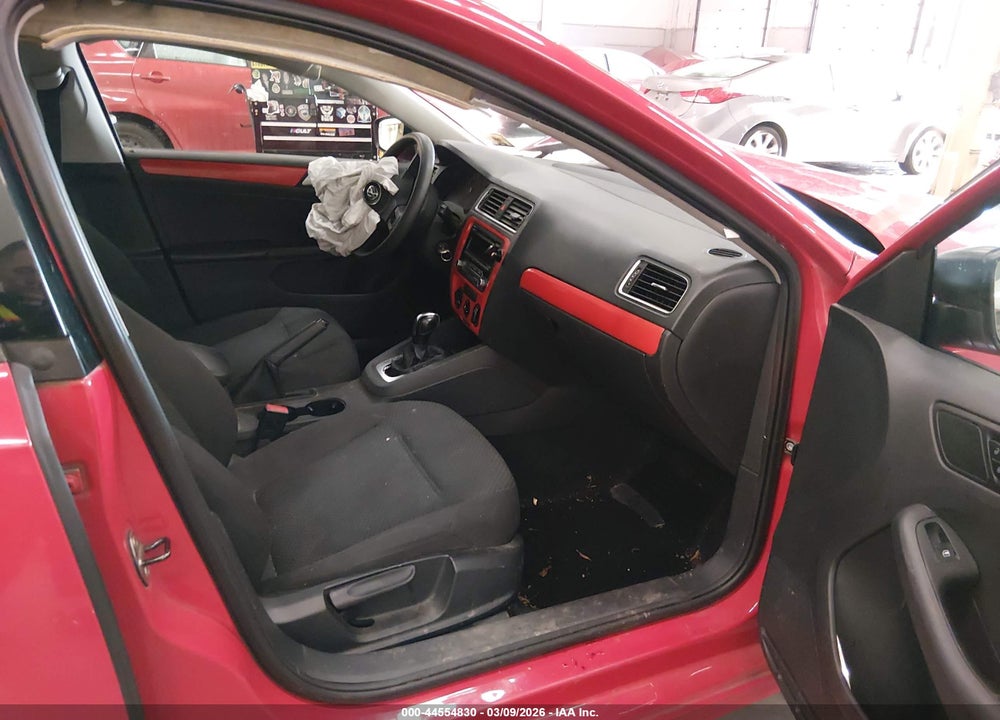 2013 VOLKSWAGEN JETTA 2.0L BASE/2.0L S VIN: 3VW2K7AJXDM311745