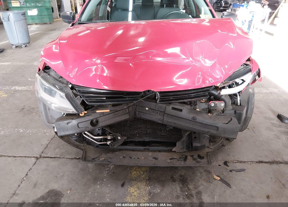 2013 VOLKSWAGEN JETTA 2.0L BASE/2.0L S VIN: 3VW2K7AJXDM311745
