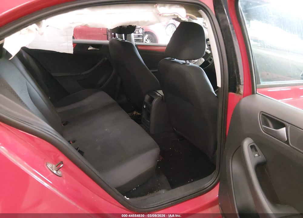 2013 VOLKSWAGEN JETTA 2.0L BASE/2.0L S VIN: 3VW2K7AJXDM311745