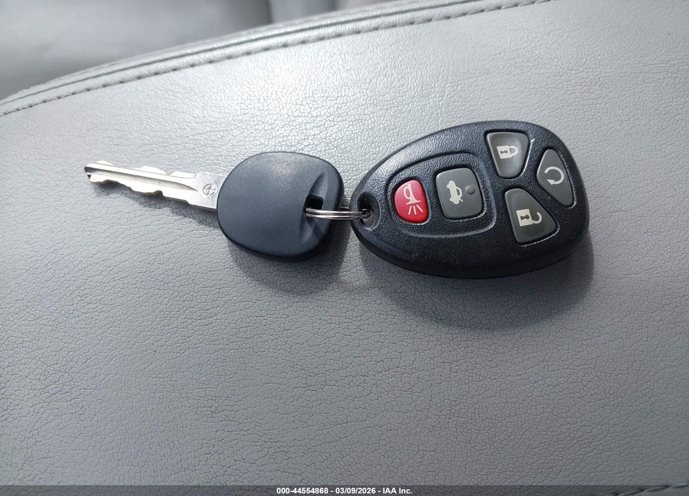 2008 CHEVROLET IMPALA LT VIN: 2G1WC583989251347