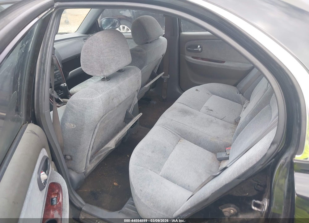 2004 KIA OPTIMA VIN: KNAGD128845304341