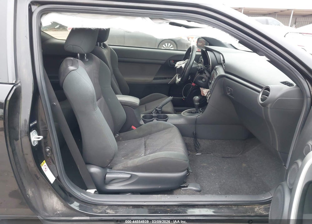 2012 SCION TC VIN: JTKJF5C72C3043825