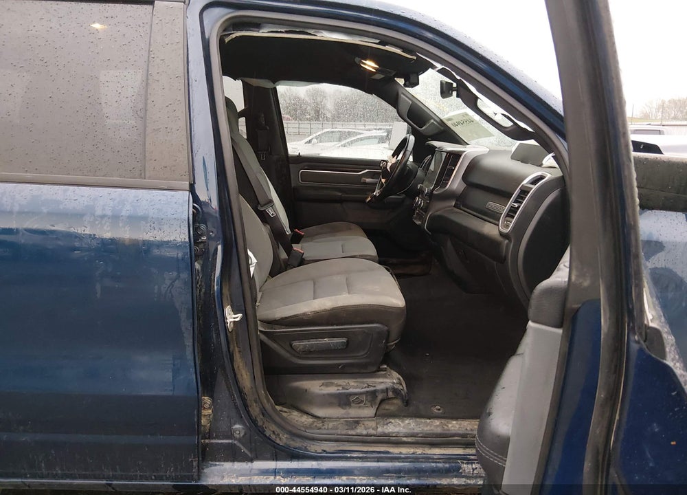2022 RAM 1500 BIG HORN  4X4 5'7 BOX VIN: 1C6SRFFM5NN155706