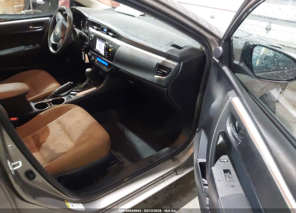 2015 TOYOTA COROLLA LE VIN: 2T1BURHE8FC477906