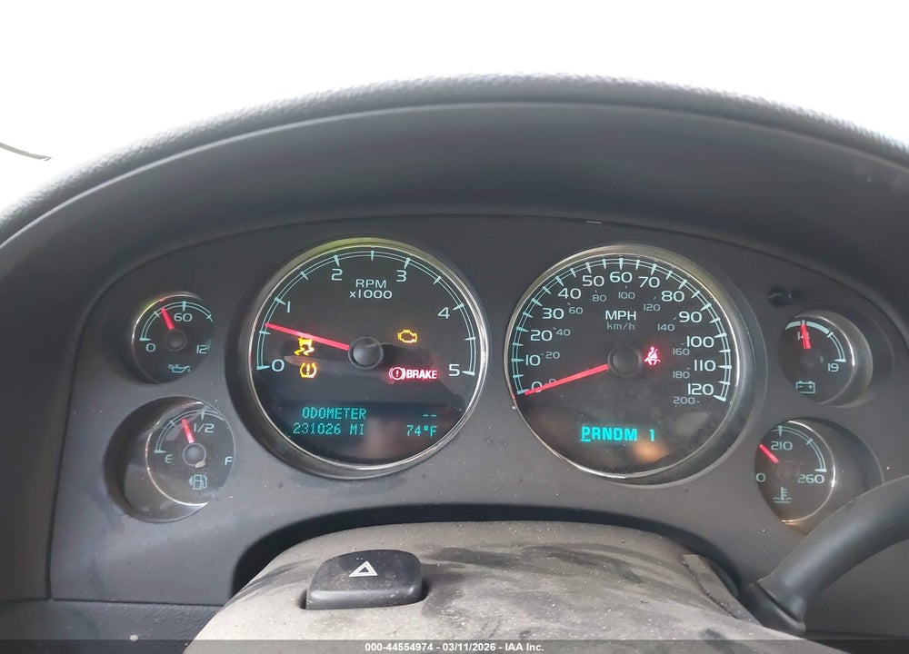 2014 GMC SIERRA 2500HD DENALI VIN: 1GT125E82EF127217