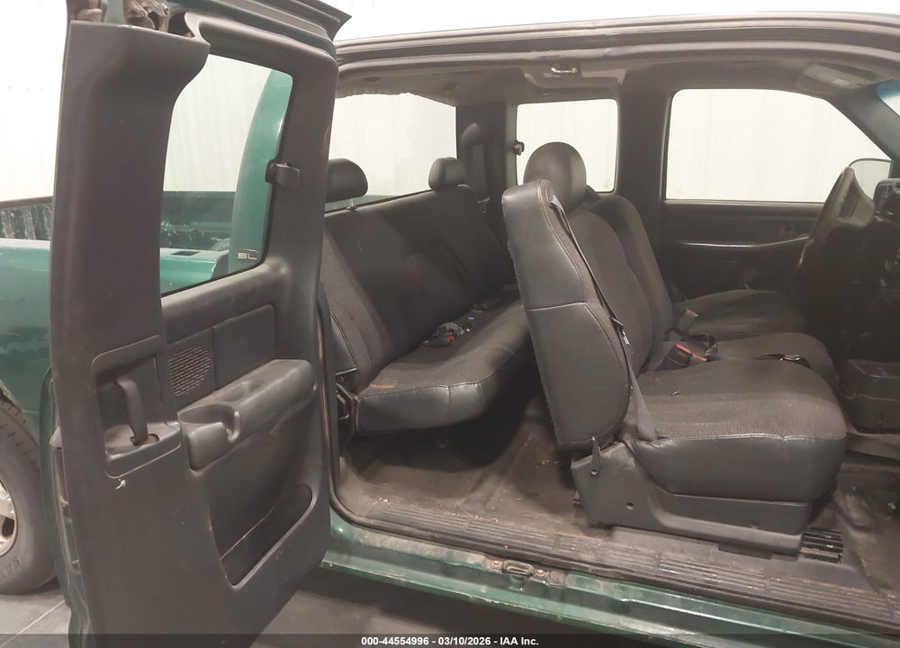 1999 GMC SIERRA 1500 SL VIN: 1GTEC19W6XZ530991