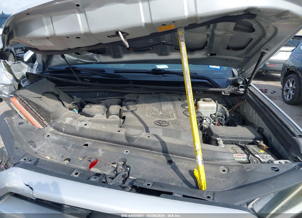 2014 TOYOTA 4RUNNER SR5 PREMIUM VIN: JTEZU5JR4E5071360