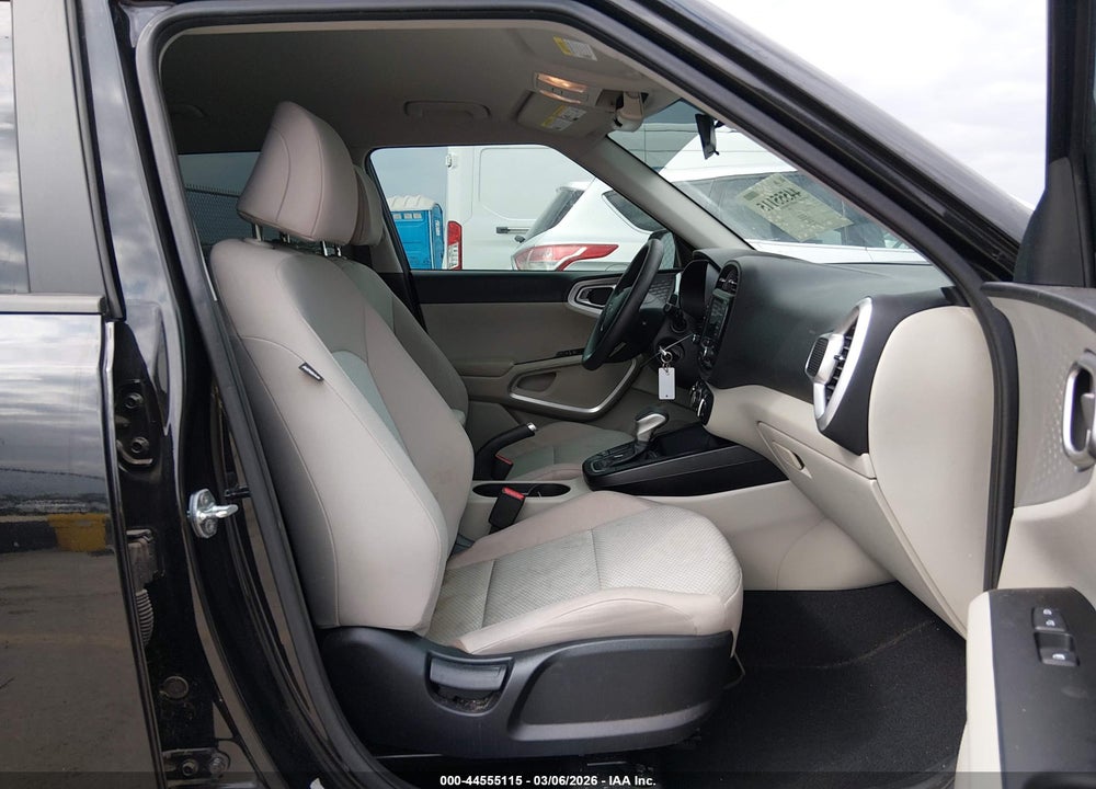 2023 KIA SOUL LX VIN: KNDJ23AU0P7840833
