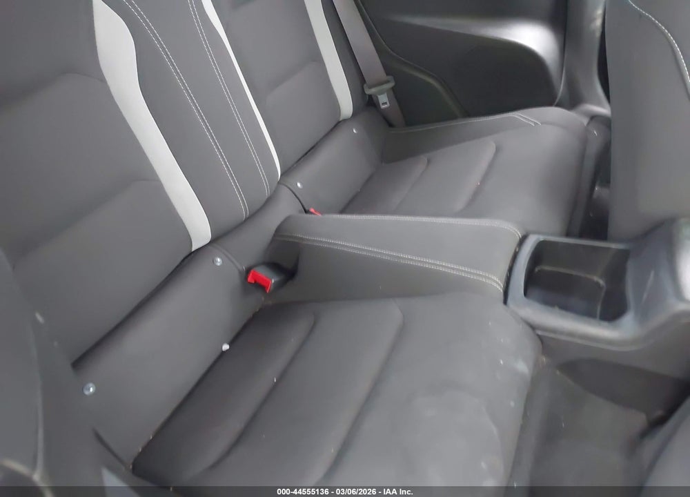 2017 CHEVROLET CAMARO 1LT VIN: 1G1FB3DS2H0140752