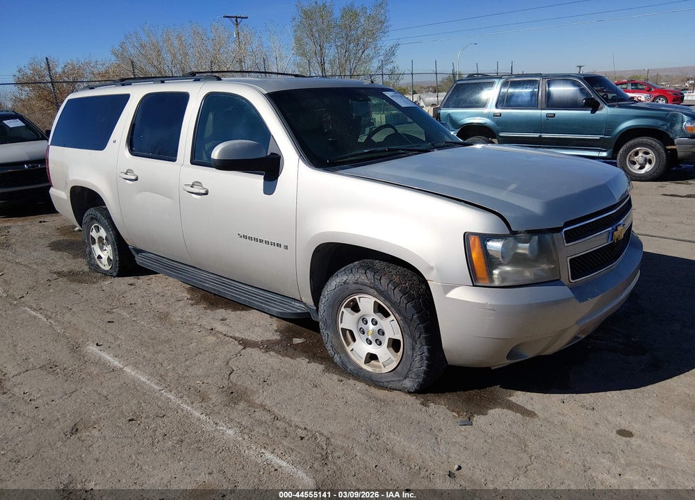 2007 CHEVROLET SUBURBAN 1500 LT VIN: 1GNFK16337J171672