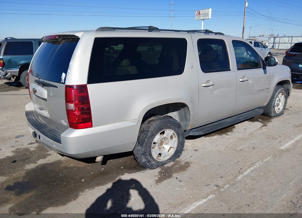 2007 CHEVROLET SUBURBAN 1500 LT VIN: 1GNFK16337J171672