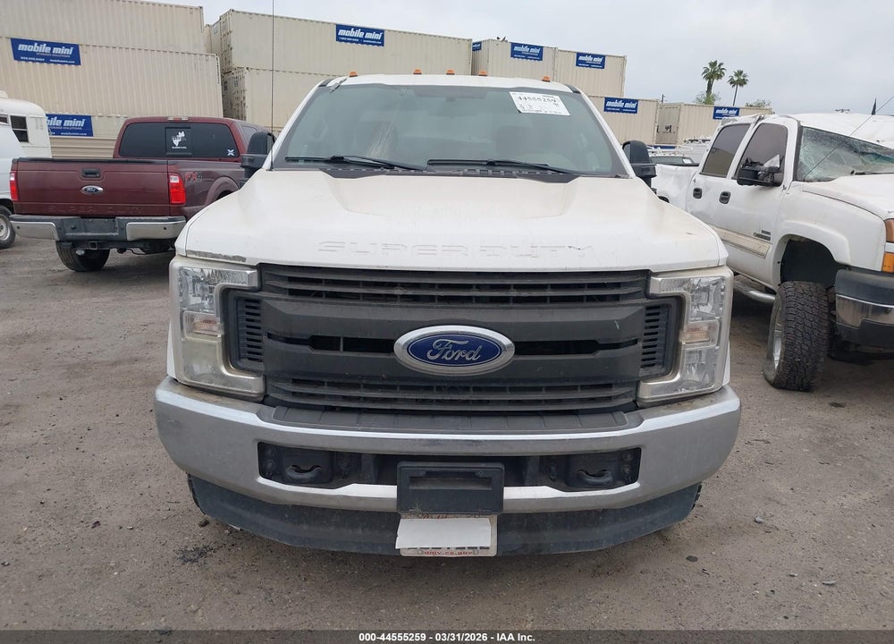 2018 FORD F-350 CHASSIS LARIAT/XL/XLT VIN: 1FD8X3F64JEC27168