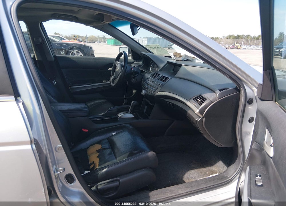 2009 HONDA ACCORD 2.4 EX-L VIN: 1HGCP26839A057044