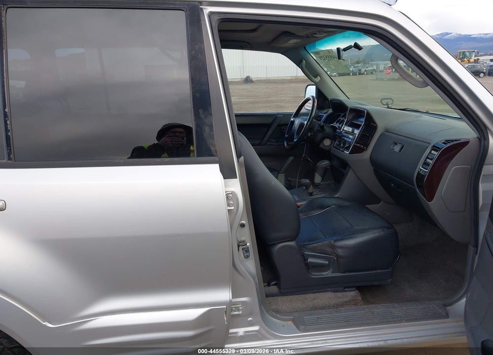 2001 MITSUBISHI MONTERO LIMITED VIN: JA4MW51RX1J014018