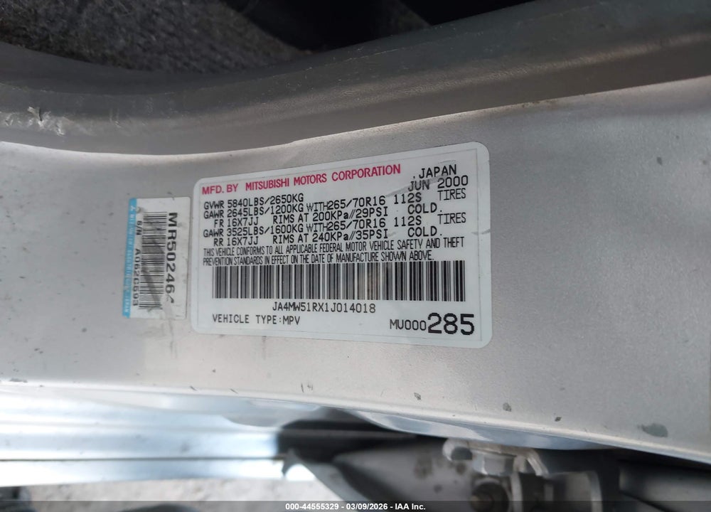 2001 MITSUBISHI MONTERO LIMITED VIN: JA4MW51RX1J014018
