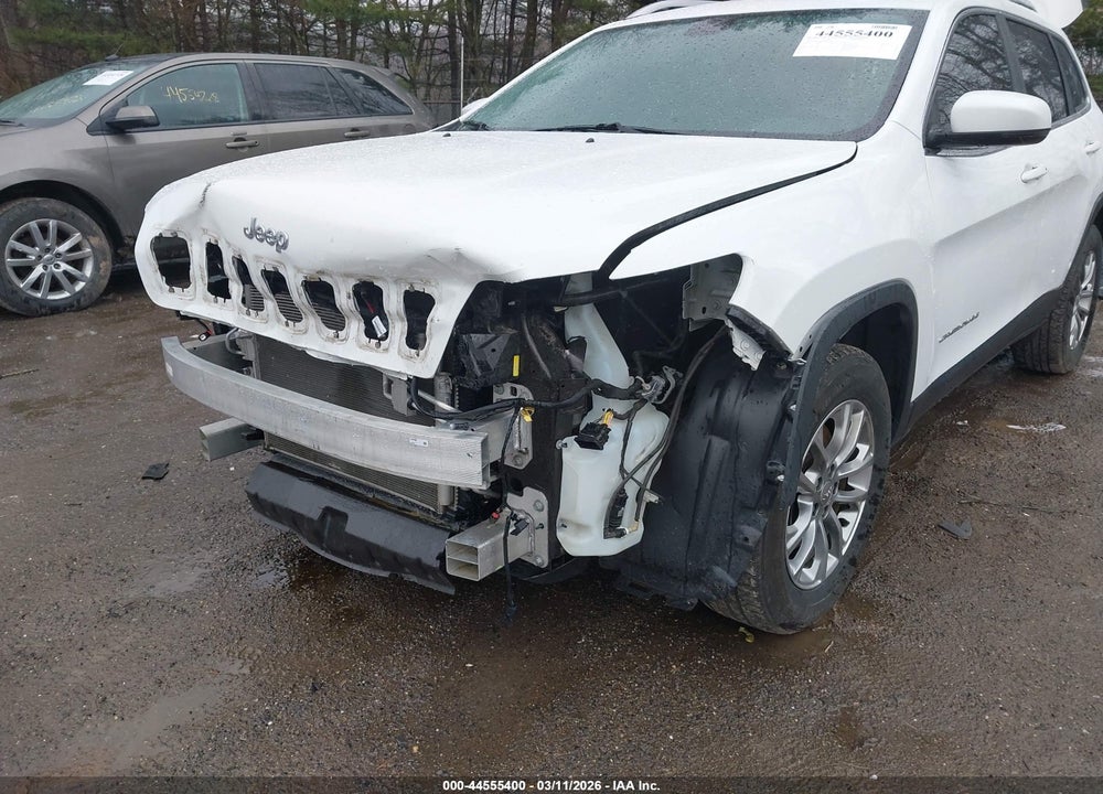 2019 JEEP CHEROKEE LATITUDE PLUS 4X4 VIN: 1C4PJMLB0KD237499