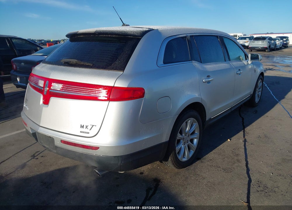 2016 LINCOLN MKT ECOBOOST VIN: 2LMHJ5ATXGBL01311