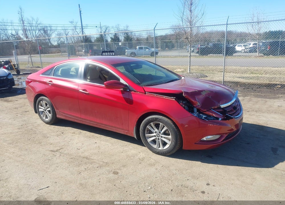 2013 HYUNDAI SONATA GLS VIN: 5NPEB4AC8DH740551