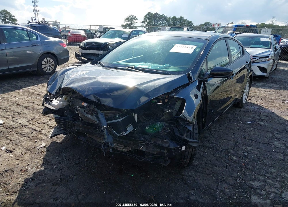 2017 KIA FORTE S VIN: 3KPFL4A7XHE160667