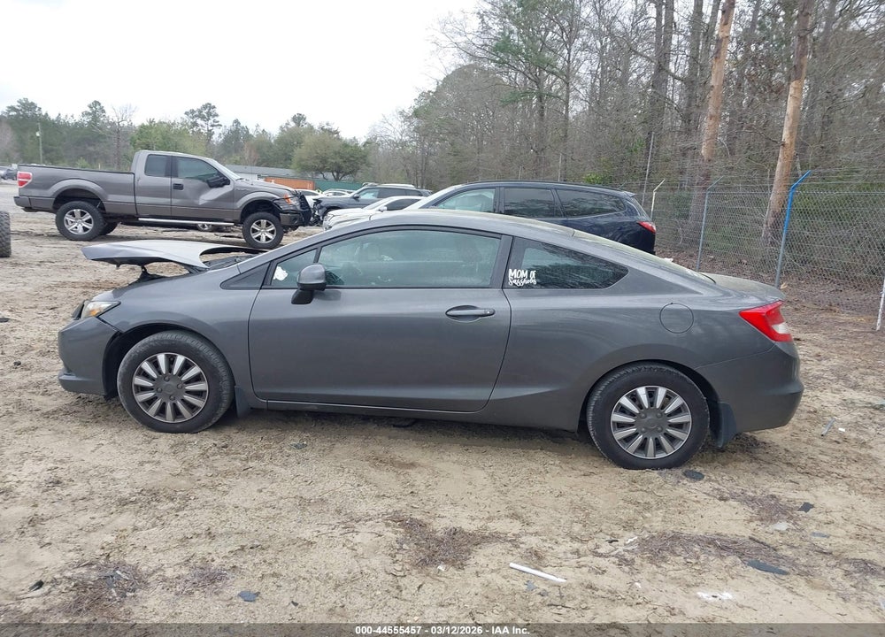 2013 HONDA CIVIC LX VIN: 2HGFG3B50DH521206