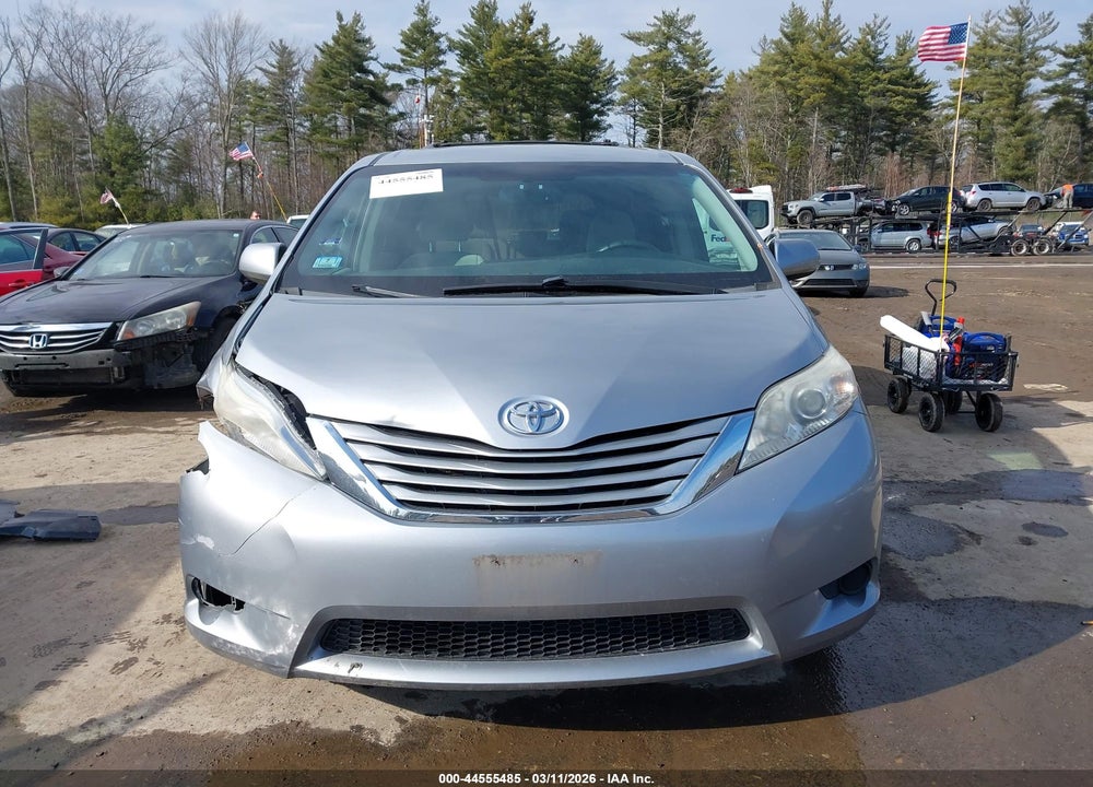2017 TOYOTA SIENNA LE 7 PASSENGER VIN: 5TDJZ3DC1HS156993