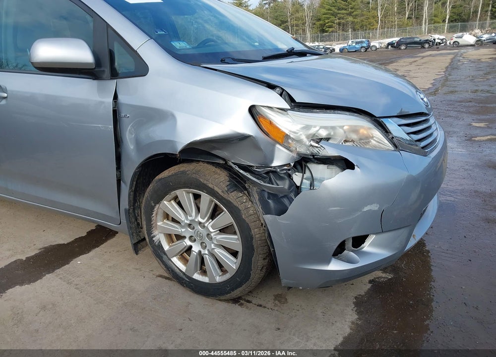 2017 TOYOTA SIENNA LE 7 PASSENGER VIN: 5TDJZ3DC1HS156993