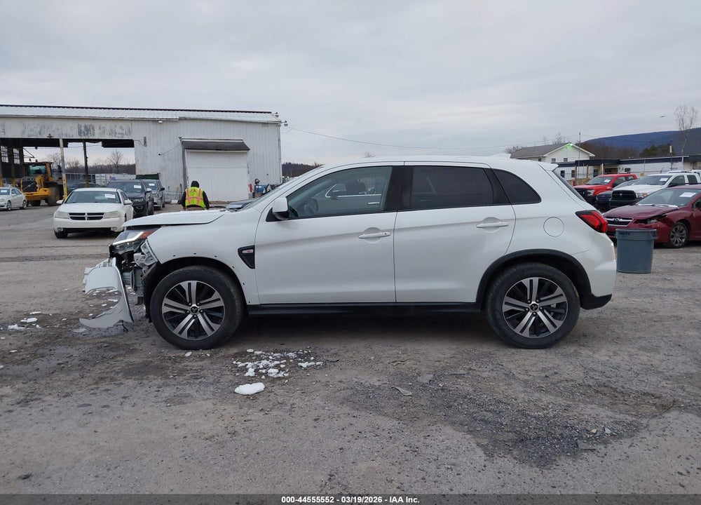 2020 MITSUBISHI OUTLANDER SPORT 2.0 ES AWC VIN: JA4AR3AU7LU015521