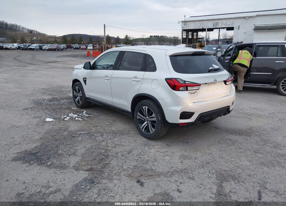 2020 MITSUBISHI OUTLANDER SPORT 2.0 ES AWC VIN: JA4AR3AU7LU015521