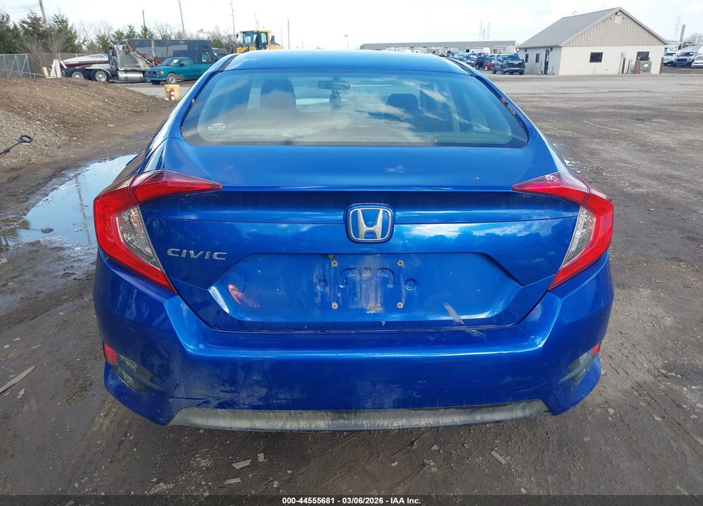 2018 HONDA CIVIC VIN: 19XFC2F53JE035012