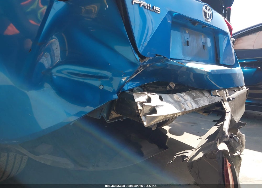 2019 TOYOTA PRIUS LIMITED VIN: JTDKARFU1K3073724