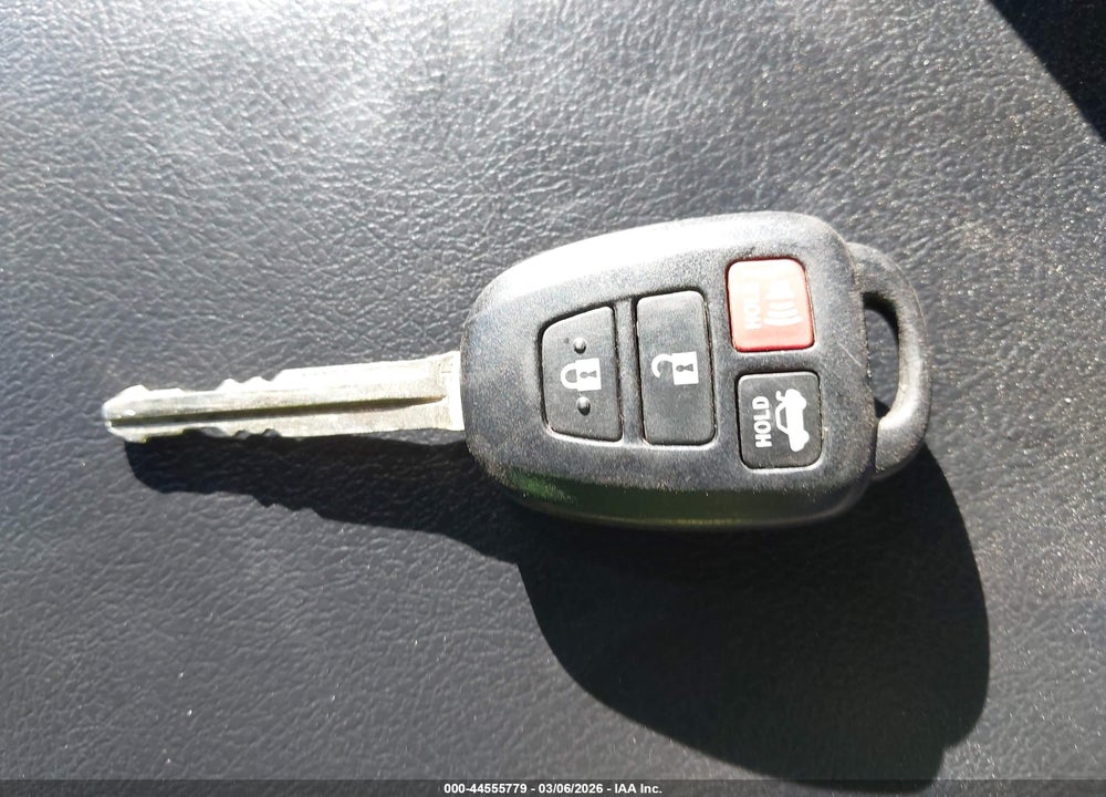 2017 TOYOTA CAMRY SE VIN: 4T1BF1FKXHU759518