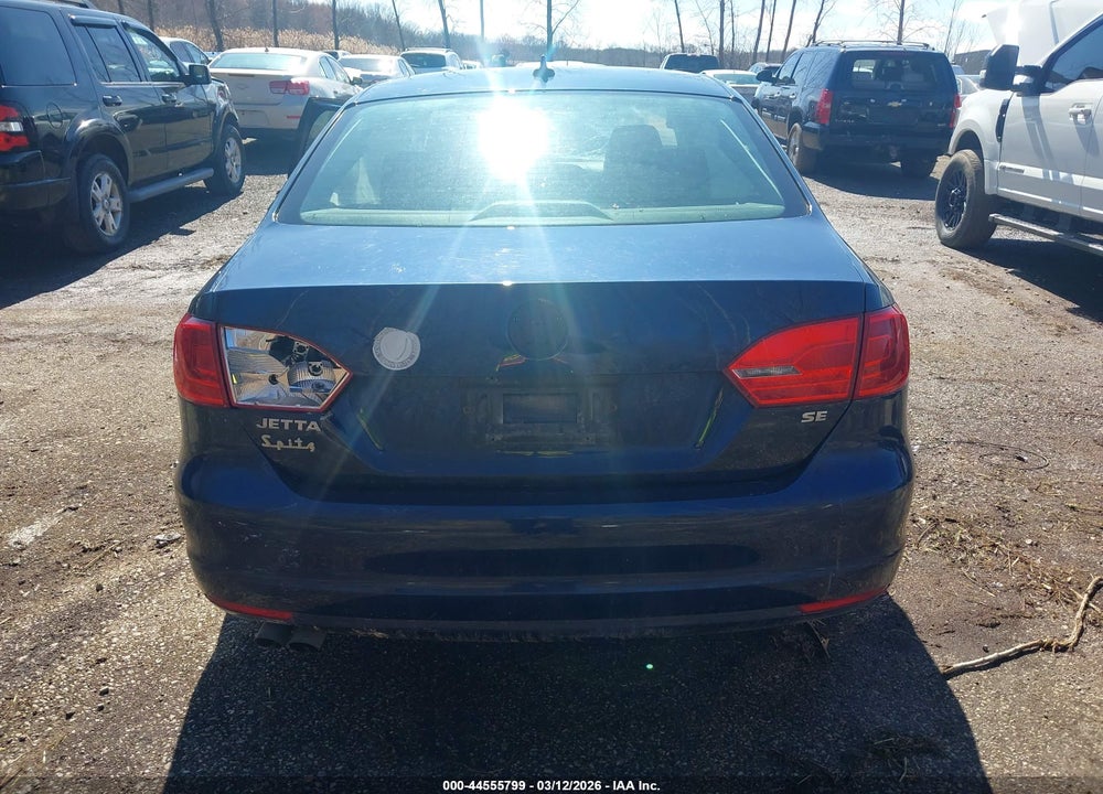 2014 VOLKSWAGEN JETTA 1.8T SE VIN: 3VWD17AJ9EM422512