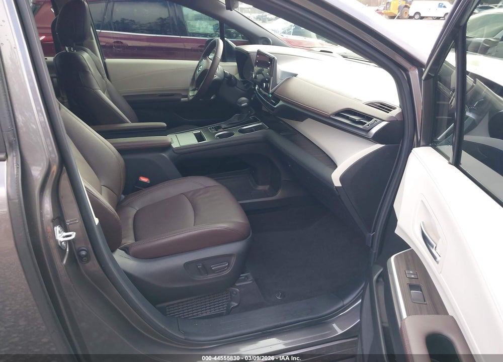 2024 TOYOTA SIENNA PLATINUM VIN: 5TDESKFC0RS143358