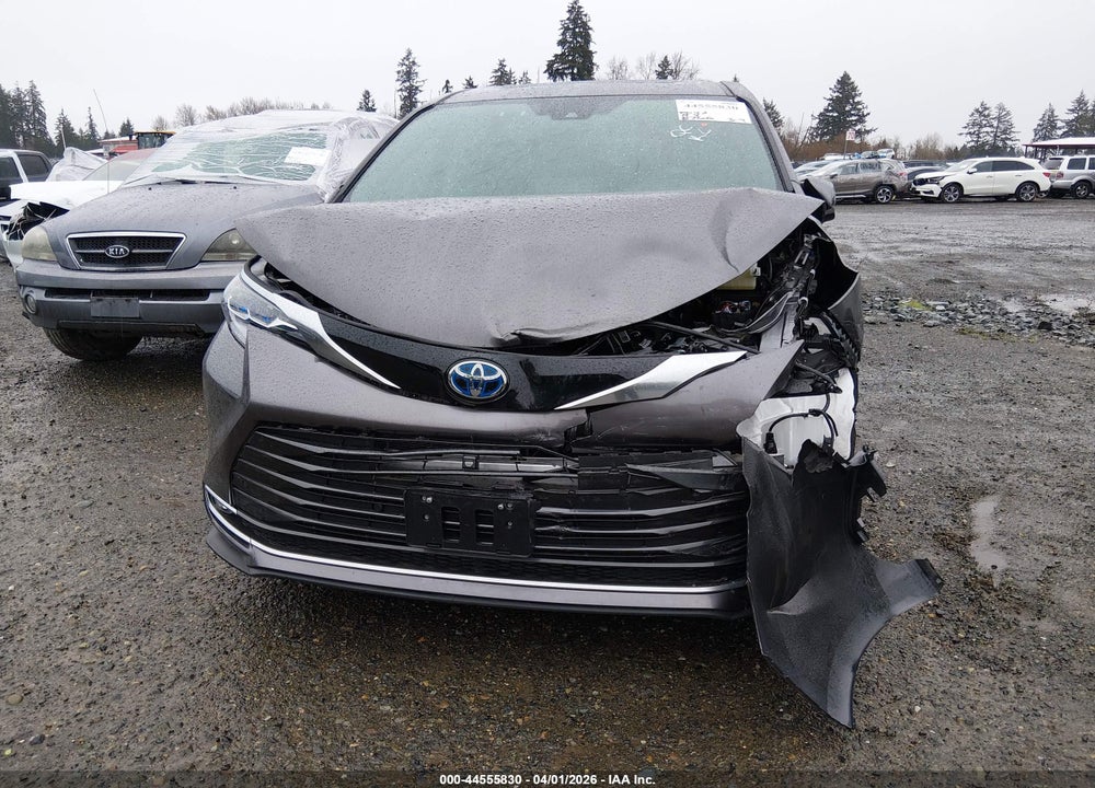 2024 TOYOTA SIENNA PLATINUM VIN: 5TDESKFC0RS143358
