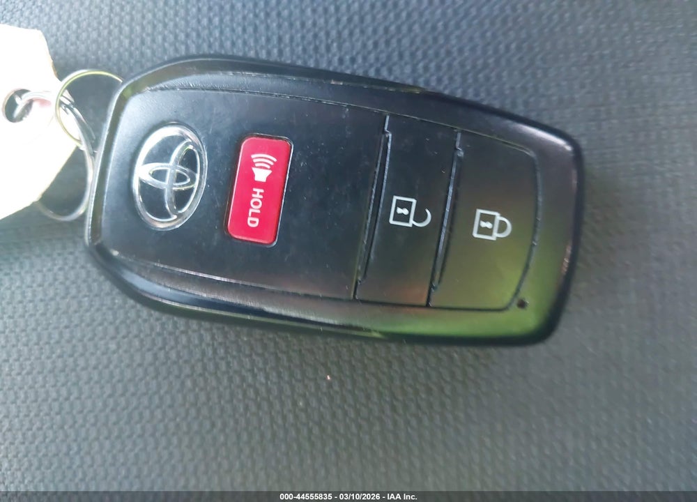 2024 TOYOTA COROLLA CROSS LE VIN: 7MUCAAAG7RV106053