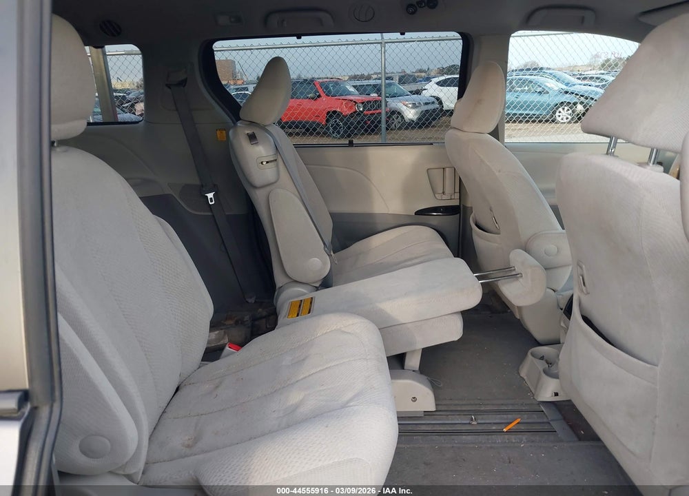 2012 TOYOTA SIENNA LE V6 8 PASSENGER VIN: 5TDKK3DC9CS229142