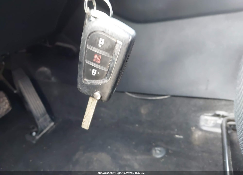 2019 TOYOTA RAV4 LE VIN: 2T3H1RFV4KW026557
