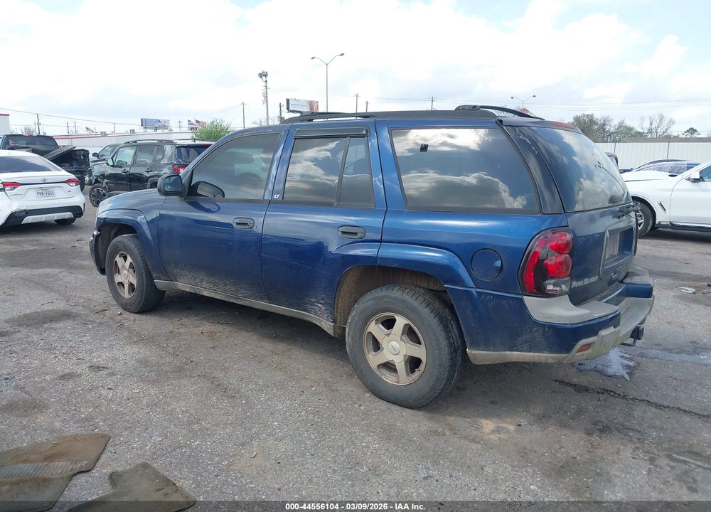 2002 CHEVROLET TRAILBLAZER LT VIN: 1GNDS13S822462223