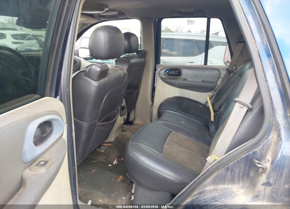 2002 CHEVROLET TRAILBLAZER LT VIN: 1GNDS13S822462223